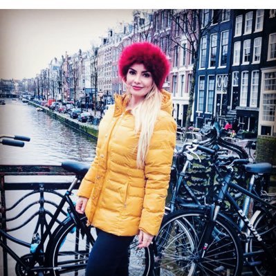 Julideerdogan7's profile picture. 