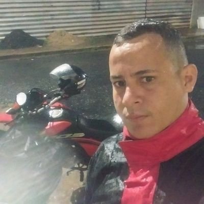 MotocaSouza's profile picture. seguirei  firme na luta contra a ditadura da burguesia!