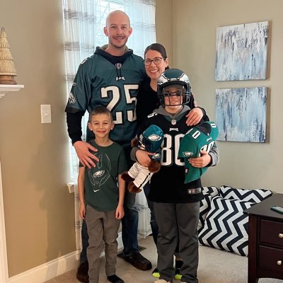 Husband, Father, Teacher, Coach, Philadelphia Sports Fanatic #FlyEaglesFly #PhilaUnite #RingTheBell