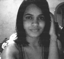 I'm beautiful, glamorous and hot. Follow me and you know who I am.