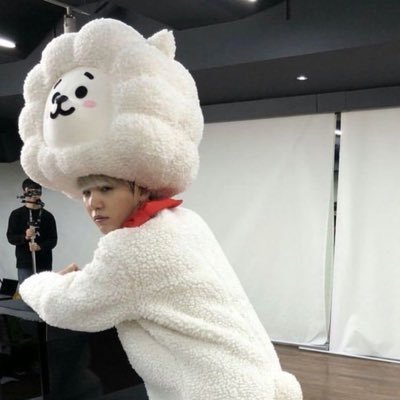 Solo me gustan los vatos 2D y bangtan si a ti no te gustan no te aceptare. Yoonmin shipper 💛 23/06/18