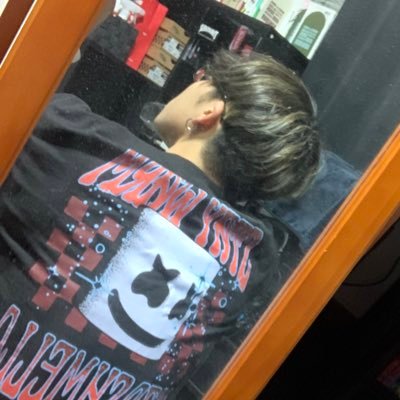 Mellogang | 特技は箱で最前張ることと自宅DJ | Genre🔊 Dubstep, Hard Techno, D'n'B | Fave🎧 @Marshmello