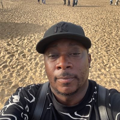 DanielAlleyne18's profile picture. 