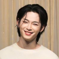 sara 🌙 𝐆𝐑𝑎𝐕𝚰𝐓𝑌 \\ᵛ (@strayweve) 's Twitter Profile
