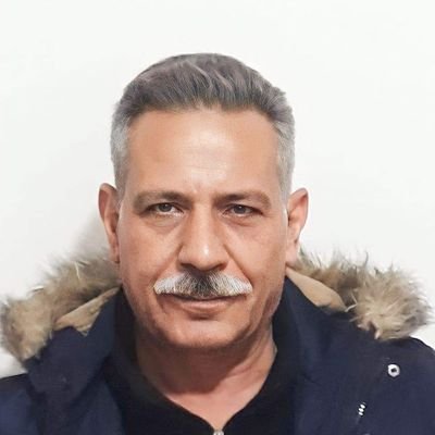 مدرس سوري لاجئ في اسطنبول