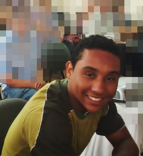 16anos, sagitariano, santista, familia, musica, esportes, ciumento, =)