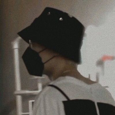 Hope right here🖤♌ || hobs/hobi🦖 || she/they || 19🖤