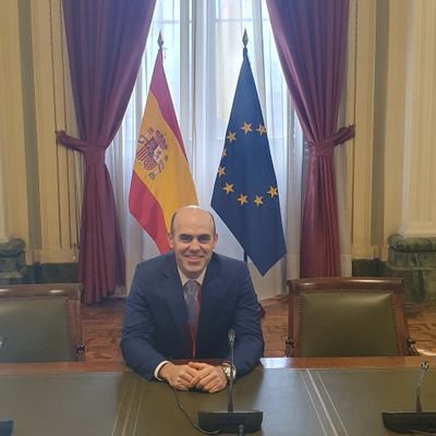 Ingeniero Agrónomo del Estado, Licenciado en Ciencias Ambientales. Jefe Área Medioambiente y Director del https://t.co/zkQrk83NmW y https://t.co/0kccD2FocI del @mapagob