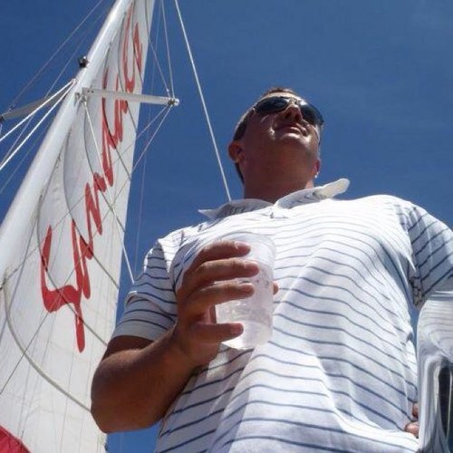 JordTobin's profile picture. Trying to get the most out of life, traveling, golfing, exercising and snowboarding.  Oh, and running the best car dealership in the world.