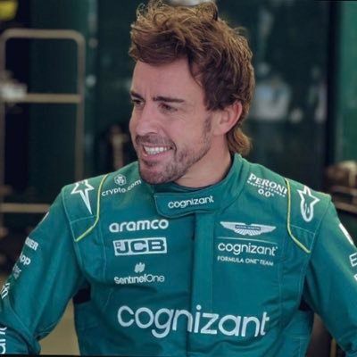 adrivazquez_29's profile picture. 