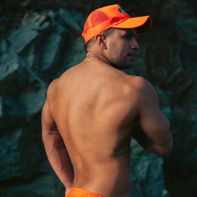 frankmyles8151's profile picture. Enjoy my networks and spaces with me , latino hot 🔥🔥🔥