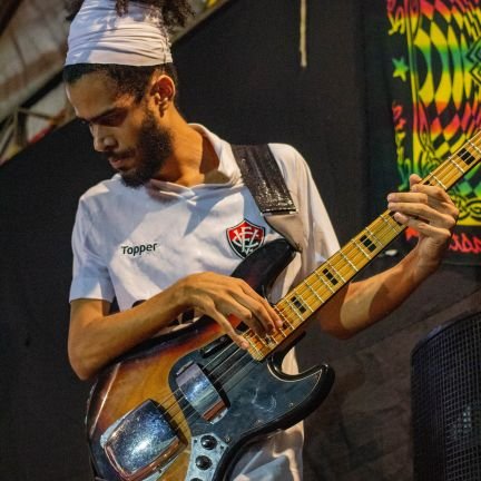 Soteropolitano radicado em Xique-Xique, baixista da Banda Mukambu, torcedor do VITÓRIA, TUI e Olodunico. ⚔