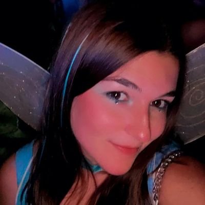 elenitamejias_'s profile picture. 🌸