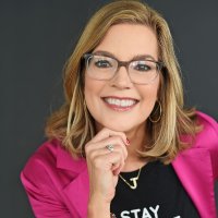 Julie Nee (@julienee108) 's Twitter Profile