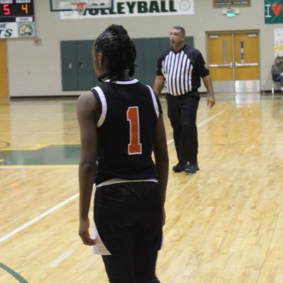 demya adams Profile