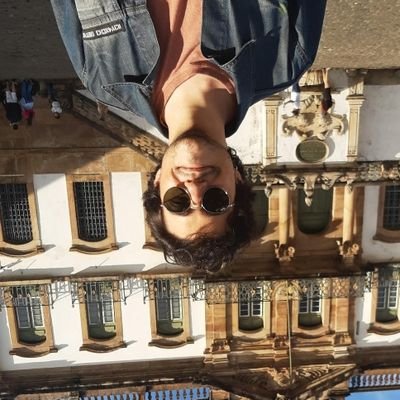 aluaedrosa's profile picture. Estudante de arquitetura, professor de filosofia e aquarelista nas horas vagas.

https://t.co/OzqY3BHSKA