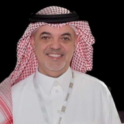 خبير و مهتم بتطوير استراتيجية المنشآت وبناء الخطط التسويقية و التواصلية