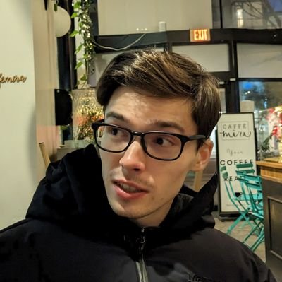 🇺🇦 Донецьк (0-9)→🇯🇵神戸(9-23)→🇨🇦Vancouver(23y.o.-)
バンクーバーにて留学エージェント・日本食料品店勤務