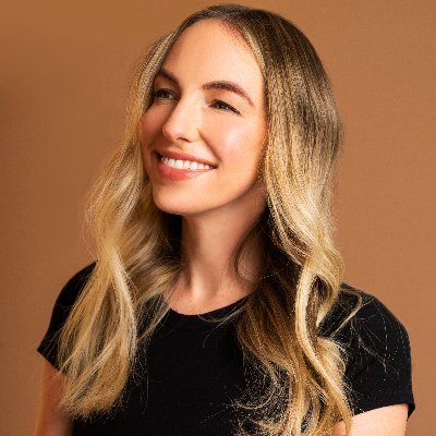 Head of Community @shopify.
Cloning my brain with AI. https://t.co/HQzfA9fwKc.
