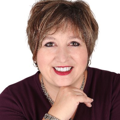 coach_CLB's profile picture. I help female entrepreneurs take the leap from where they are today to where they always dreamed, supporting them as they put themselves FIRST in their business