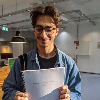 PhD student in Copenhagen / Generative Models - Neural ODE/SDE & exploring. - Capable of anything because I’m so bad at everything.