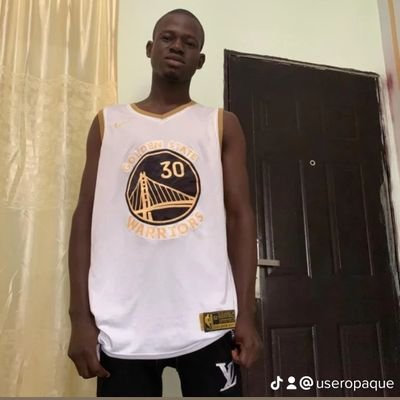 swiftmike102's profile picture. Agbaswift104