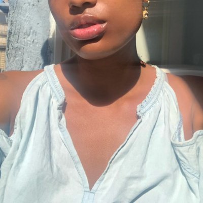 LunaBlakeNYC's profile picture. interdimensional dream girl 🛸 • #nsfwtwt • OF 6.99 / NO PPV • links in bio ⬇️🤍