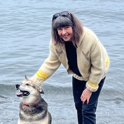 JacquelineJill's profile picture. short stories lover with a strong affection for dogs and swimming in the sea.