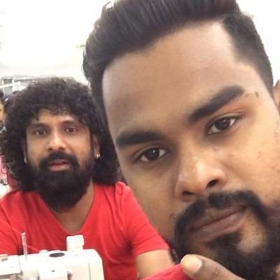 suresh23755071's profile picture. 