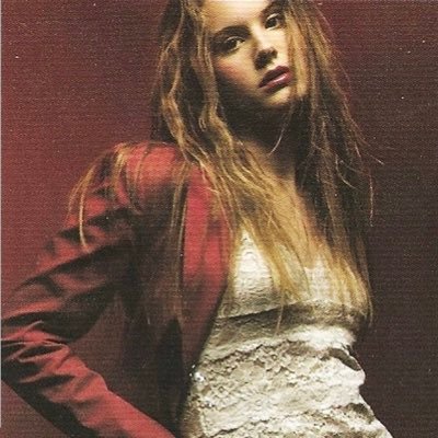 emmamariemae's profile picture. “cause true beauty is the true sadness, now you can feel my madness”