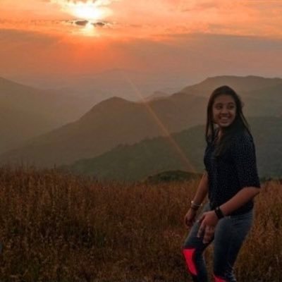 Aditi85628218's profile picture. 👀✨