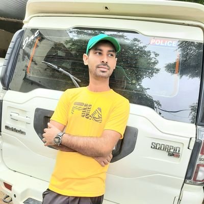 “सौ बार धन्य वह एक लाल की माई 
जिस जननी ने है जना भरता-सा भाई” 🙏🏻
भाई = Rak sa choudhary