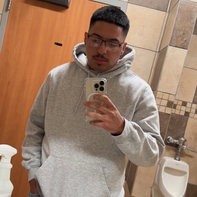 mariogarcia_131's profile picture. 