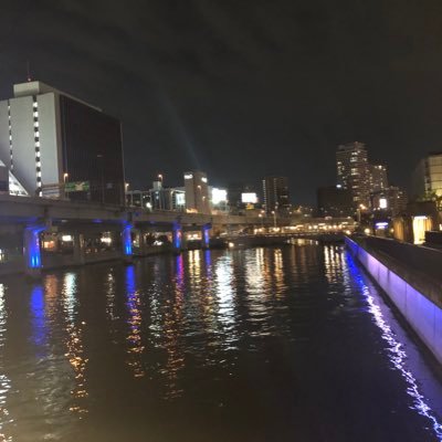 東京です。しがないサラリーマンです。