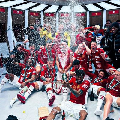 quophi_tangent's profile picture. heya world... @ManUnited die hard fan
 💖.. evergreen lifestyle...
afrobeats and pop music 🎶
*still got love to give* 🇬🇭🌈