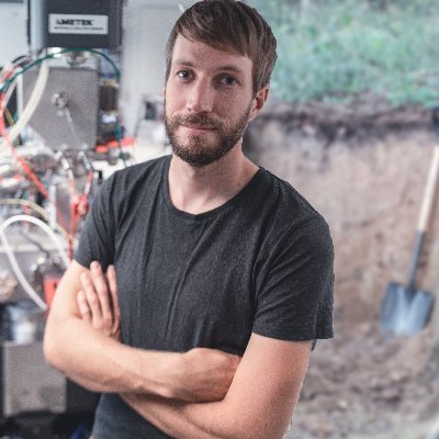 Soil scientist exploring organic matter at the microscale and all biogeochemical adventures that go with it @TU_Muenchen • also https://t.co/3g2qcPLhya