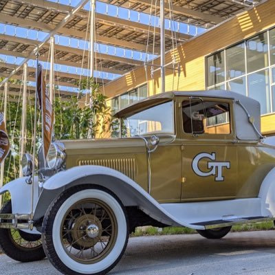 Georgia Tech’s Student Spirit & Traditions Organization Spreading Joy Since 1930! Aaooooooogah! 🐝🛞⚪️🟡