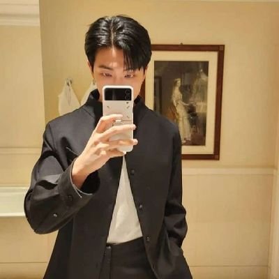 JungKoo14024331's profile picture. 