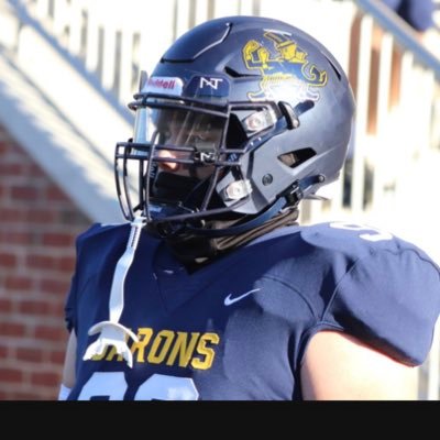 vaughngarcia99's profile picture. BCC🏈 24 DT/N