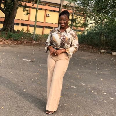 kuyooro_v's profile picture. |Environmental Scientist |Makeup Artist |Introvert |DOMH