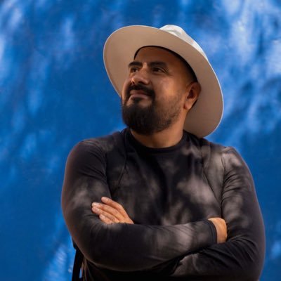 gavilan_alex's profile picture. Hacedor de videos políticos, gubernamentales e institucionales. Aprendiz de boxeador e intento de documentalista. https://t.co/JGmwkRwFac