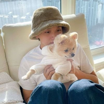 abtsava's profile picture. haechan  24/7