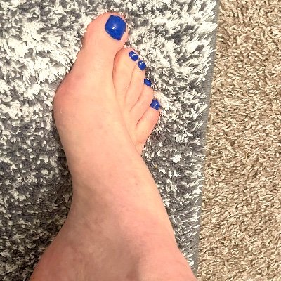 Just getting started. I have the most unusual toes in the world. Send me your requests!