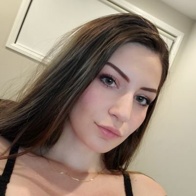 angelmarisol23's profile picture. 🤍💕