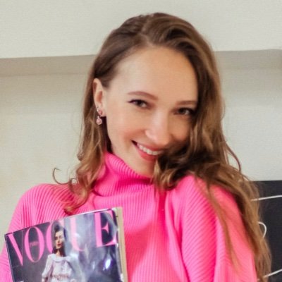Sveta Iuragaさんのプロフィール画像