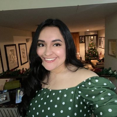 Aquí escribo lo que pasa por mi mente ✨ Politóloga-UR