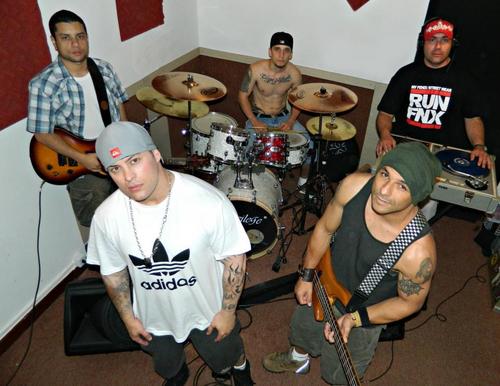 billibulldog's profile picture. Rap/Rock/Peso/Pratos ..Bass 70tista Letras e ritimos com pegada
este é o Billi. contatos (54) 96056710 (51) 81161421