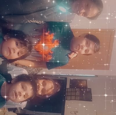 lottiforever999's profile picture. 