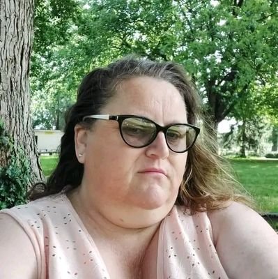 Rissasmith12's profile picture. 