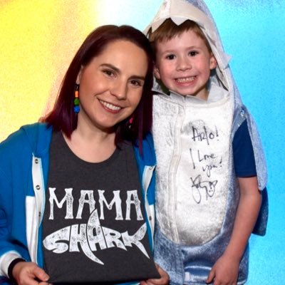 🩷💜💙 #KatyCat who believes in the magic of the universe ✨ Mama Shark to a tiny sparkle-sunshiny KC, KPs Baby Shark